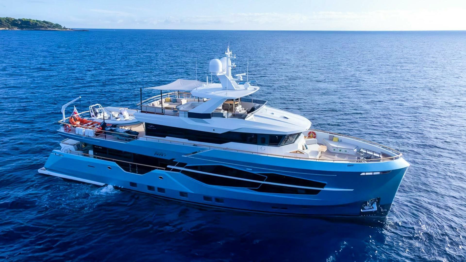 Numarine 32XP for sale