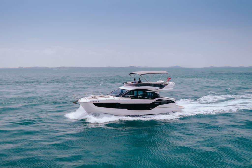 Galeon 440 Fly
