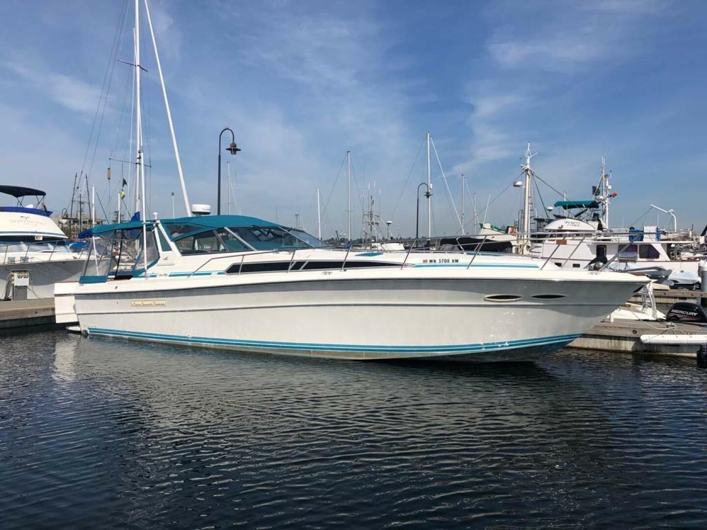 Sea Ray 390 Express