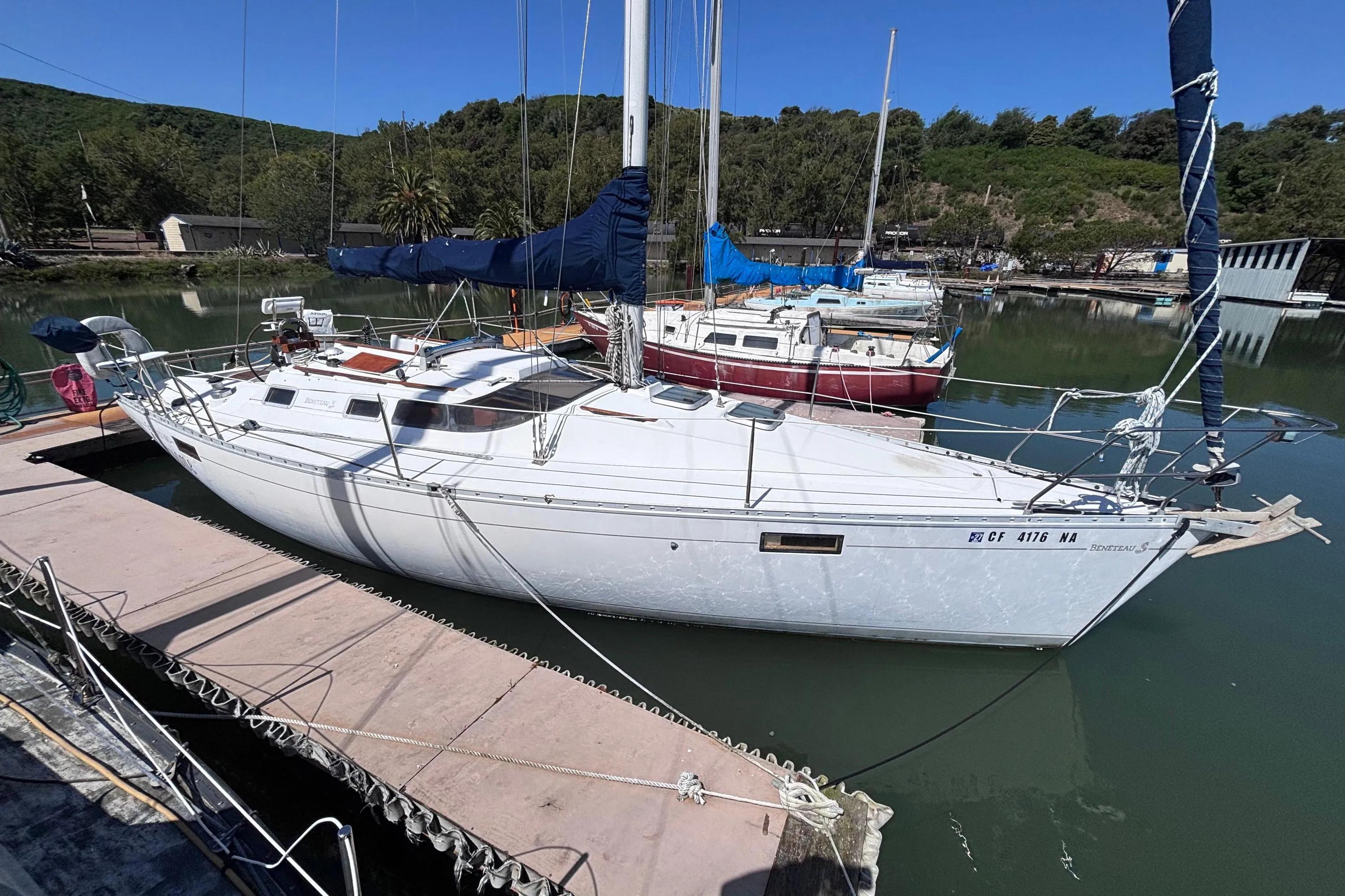 Beneteau Oceanis 350