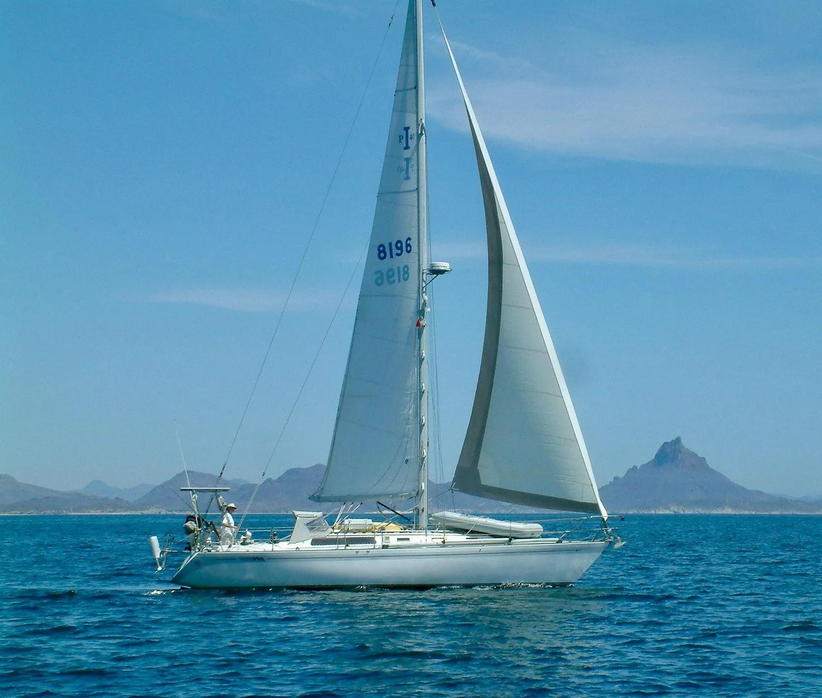 Islander Peterson 40