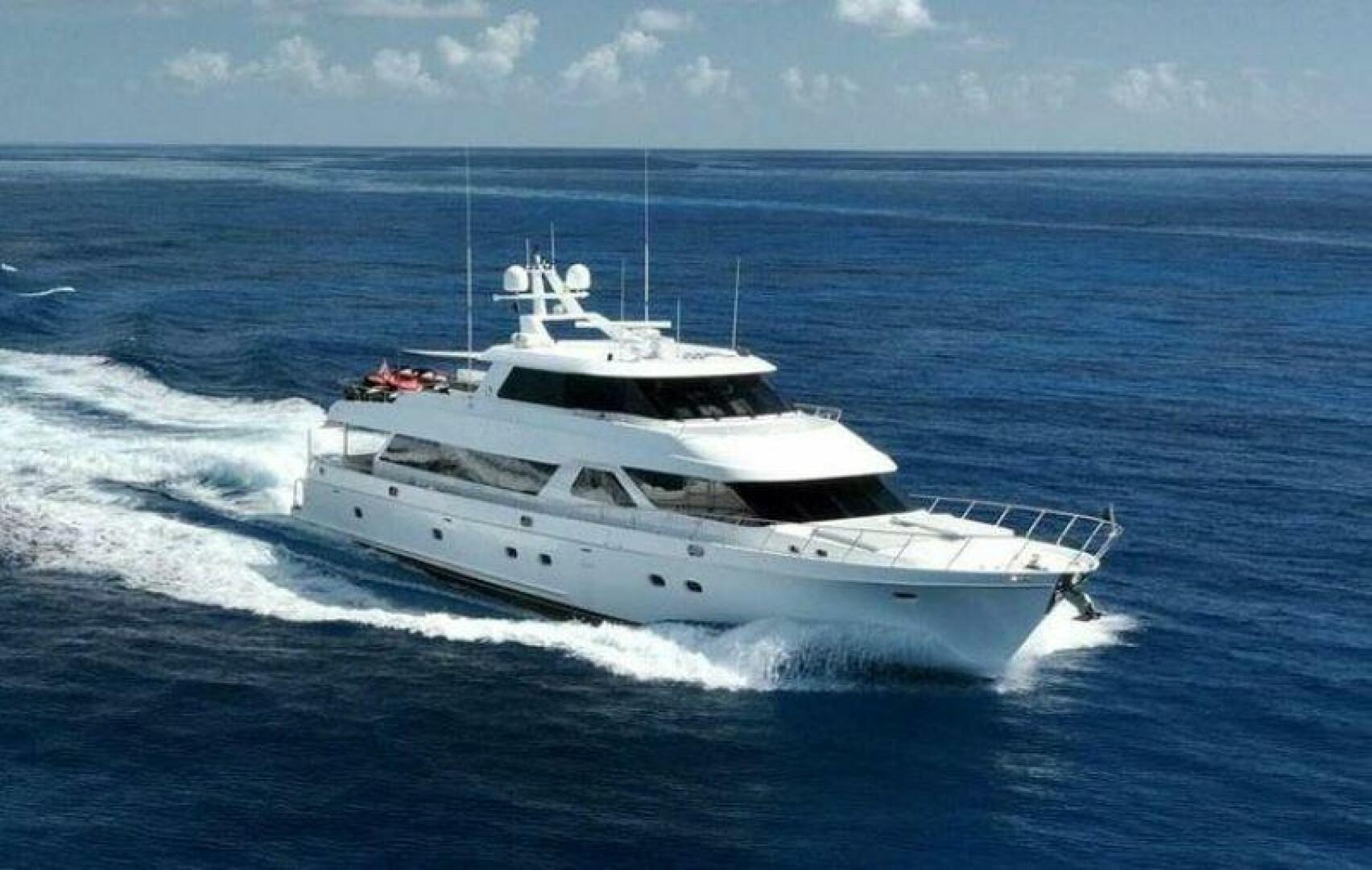Ocean Alexander 100 Skylounge