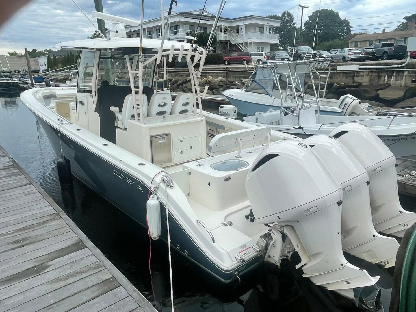 Cobia 34 Center Console