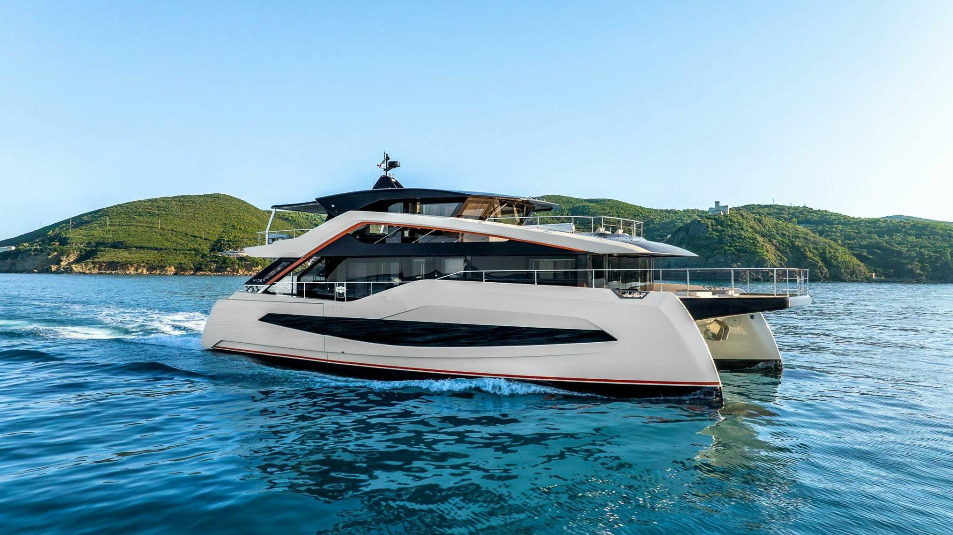 Wider Yachts WiderCat 92