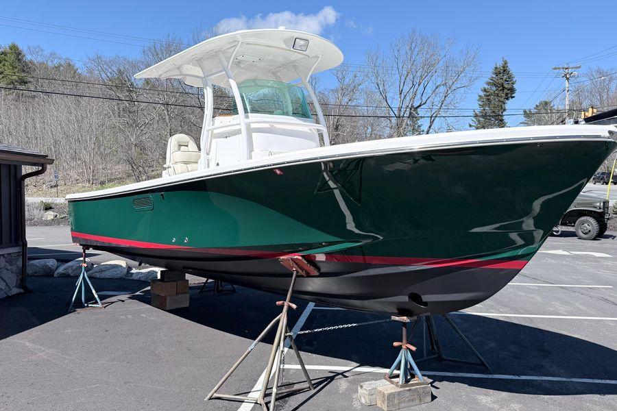 Hunt Yachts Surfhunter 25