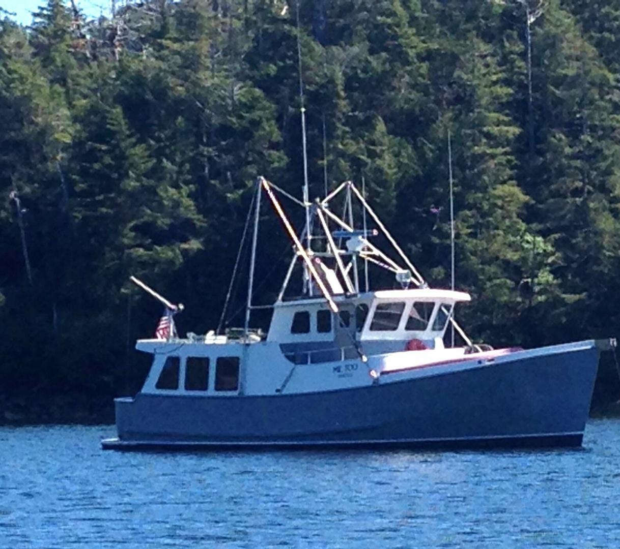 1997 Custom 43'
									Me Too