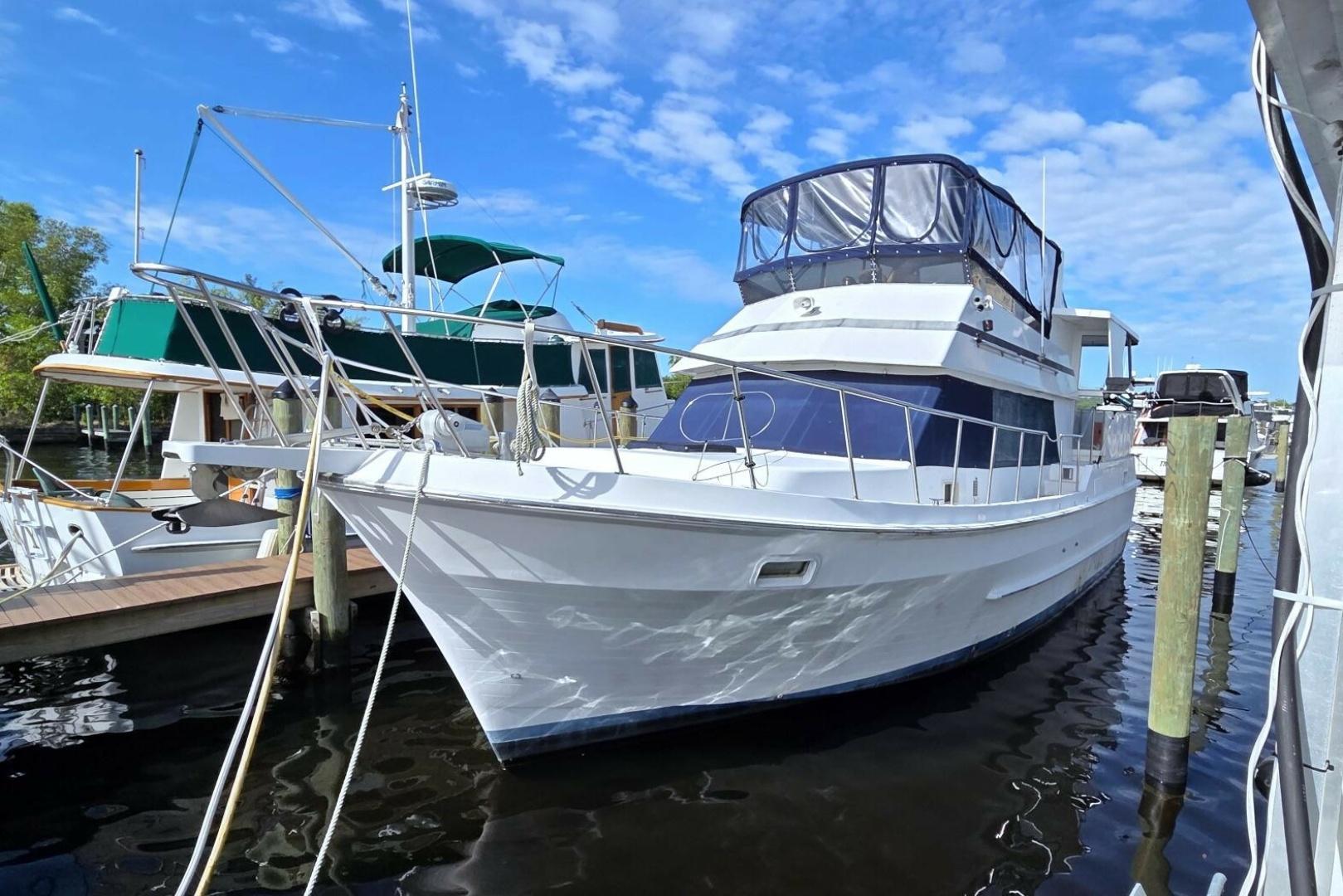 Present Yachts 42 Sundeck