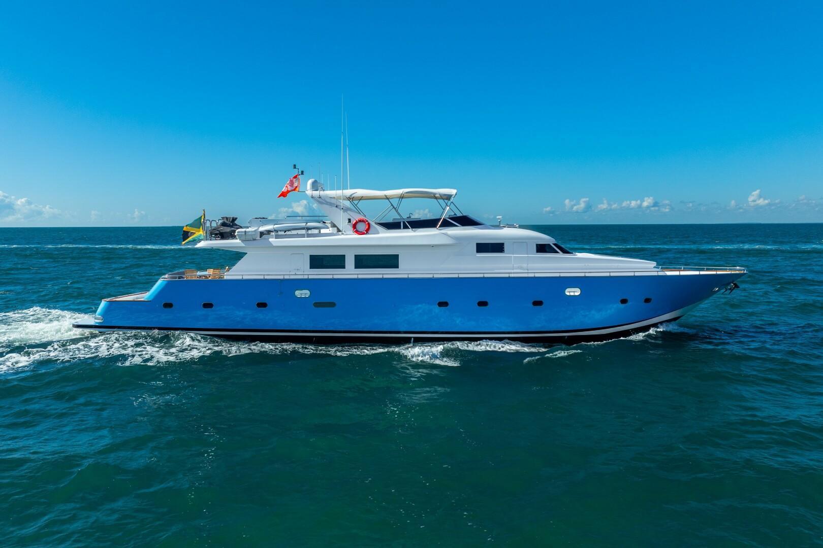 Maiora Raised Pilothouse