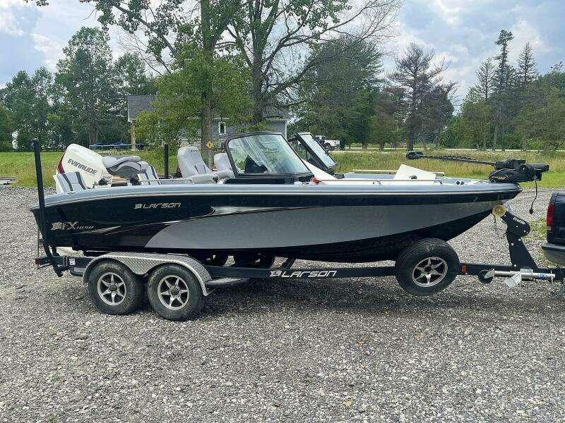 Larson FX 1850 DC