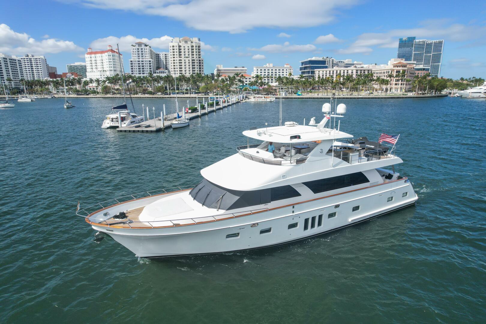 Ocean Alexander 83