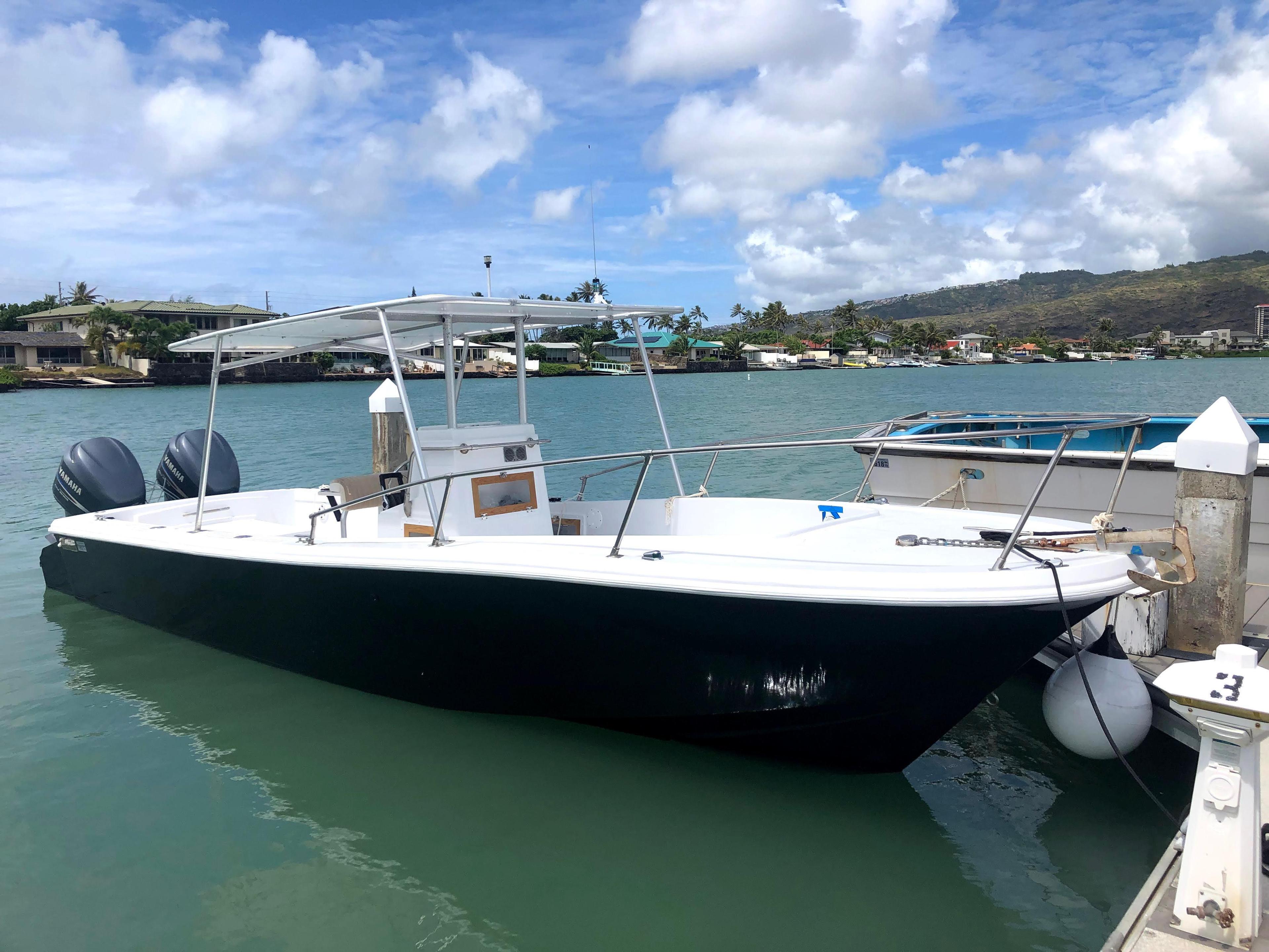True World 28 Center Console