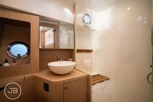 Photo 46