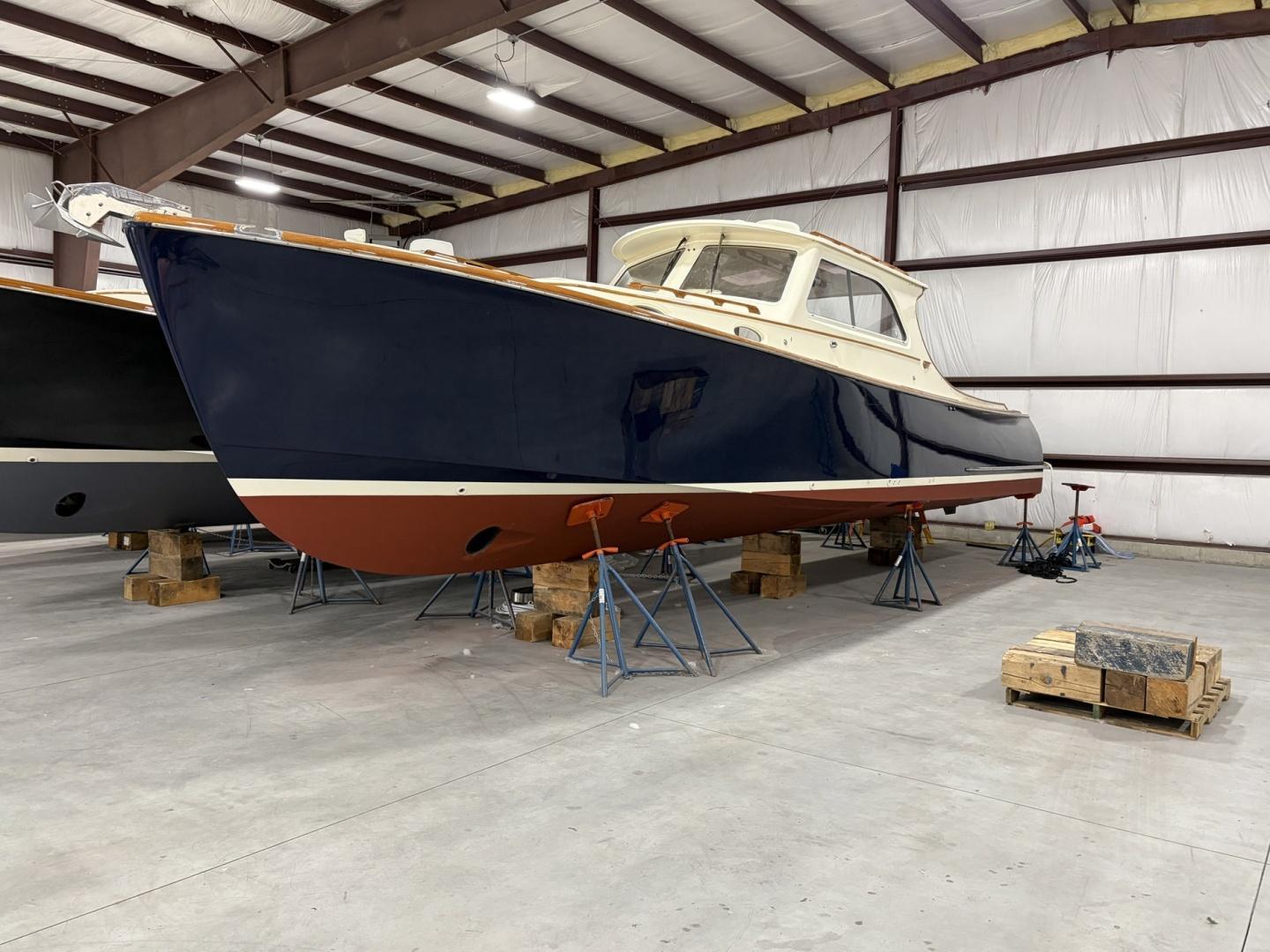 Hinckley 36 EP