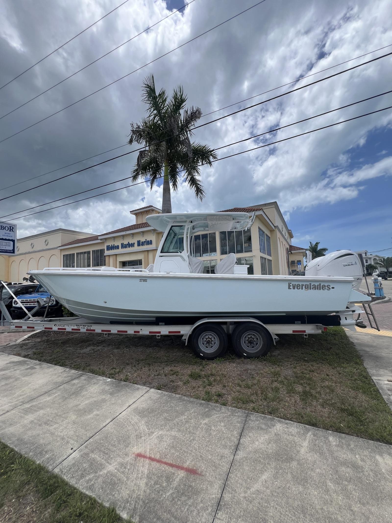 Everglades 273 CC