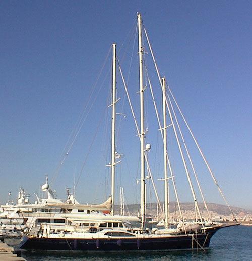 Custom Performance Cruiser 25.75m.