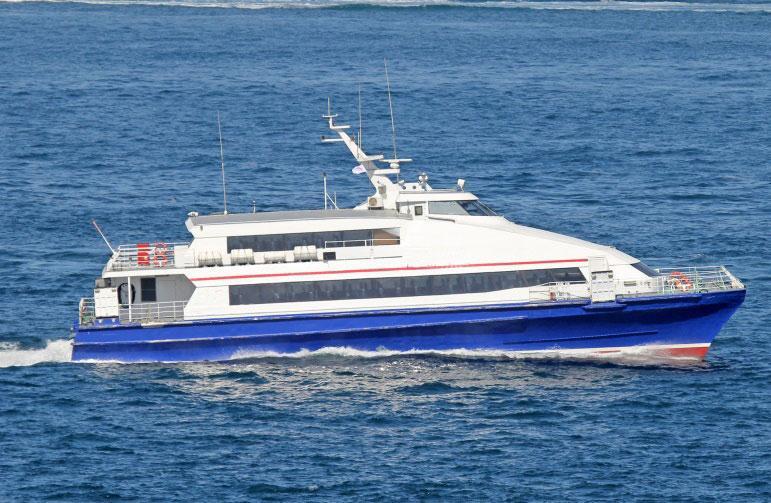 Passenger Catamaran 35m.