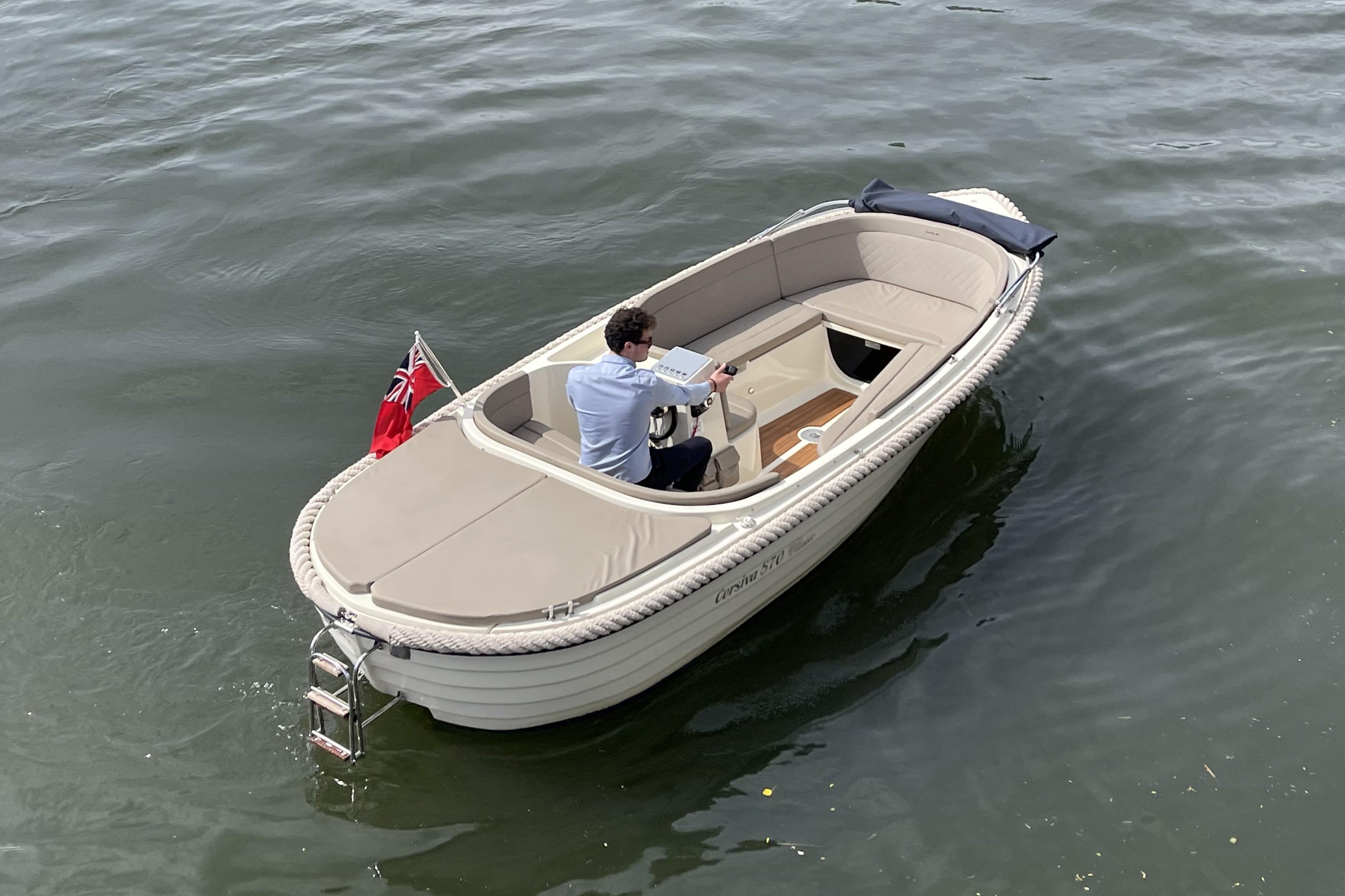 Corsiva 570