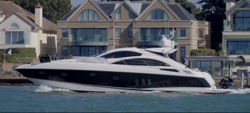 Sunseeker Predator 62