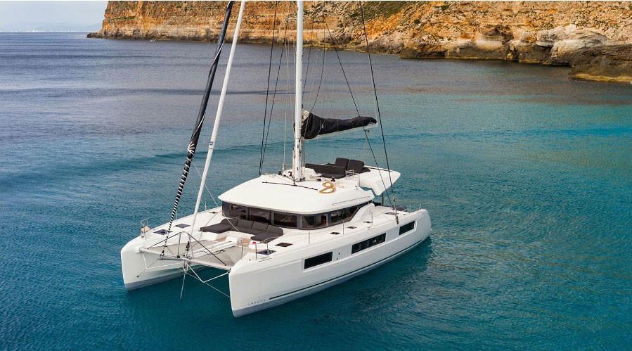 Lagoon 50