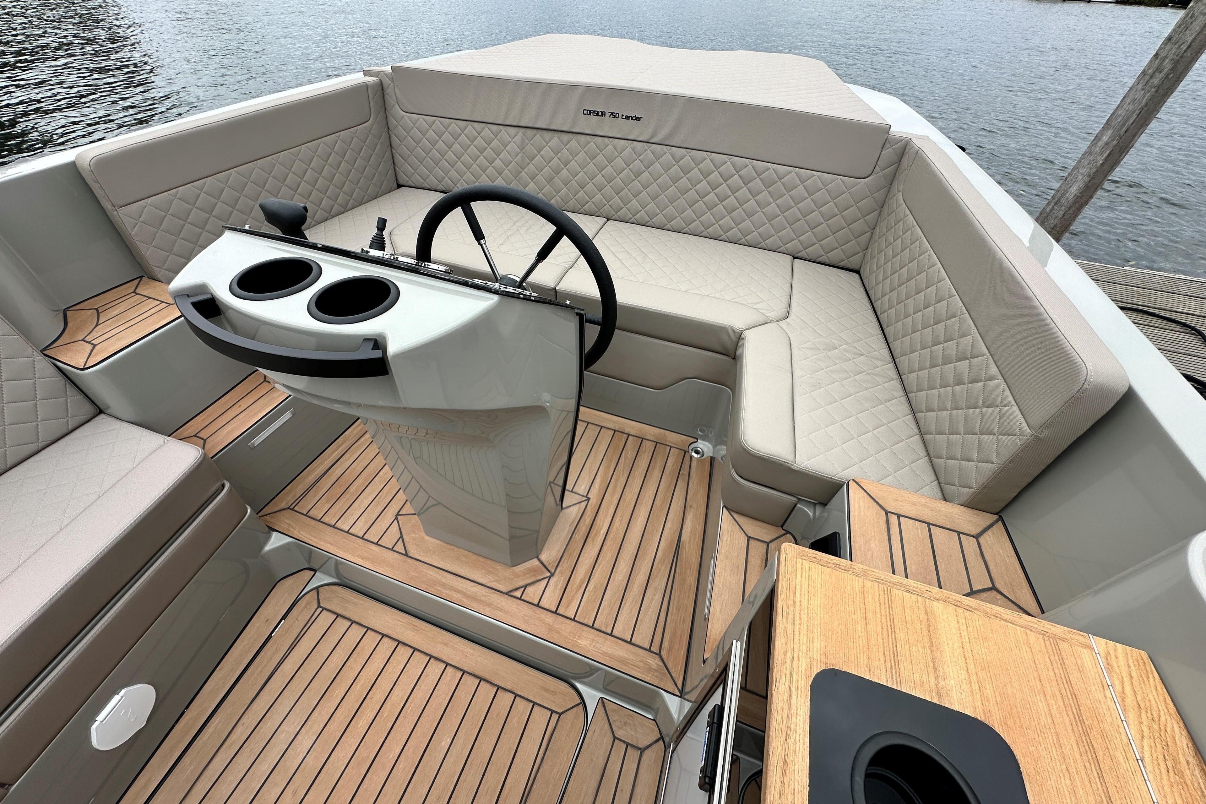 Corsiva 800 Tender