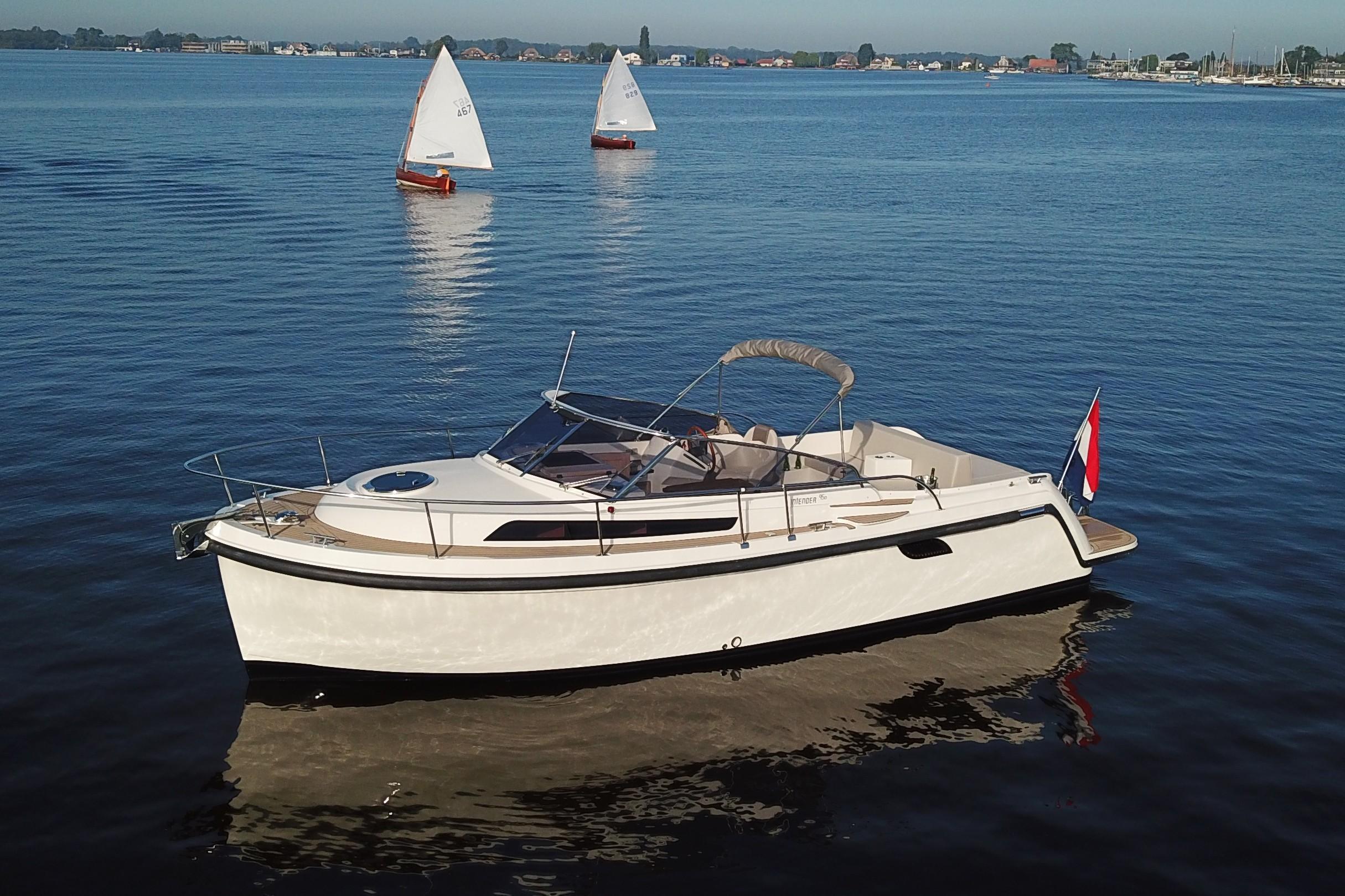 Interboat Intender 950 Cabin