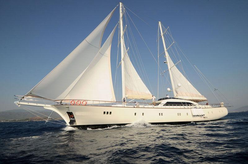Ketch Sailing yacht 40m