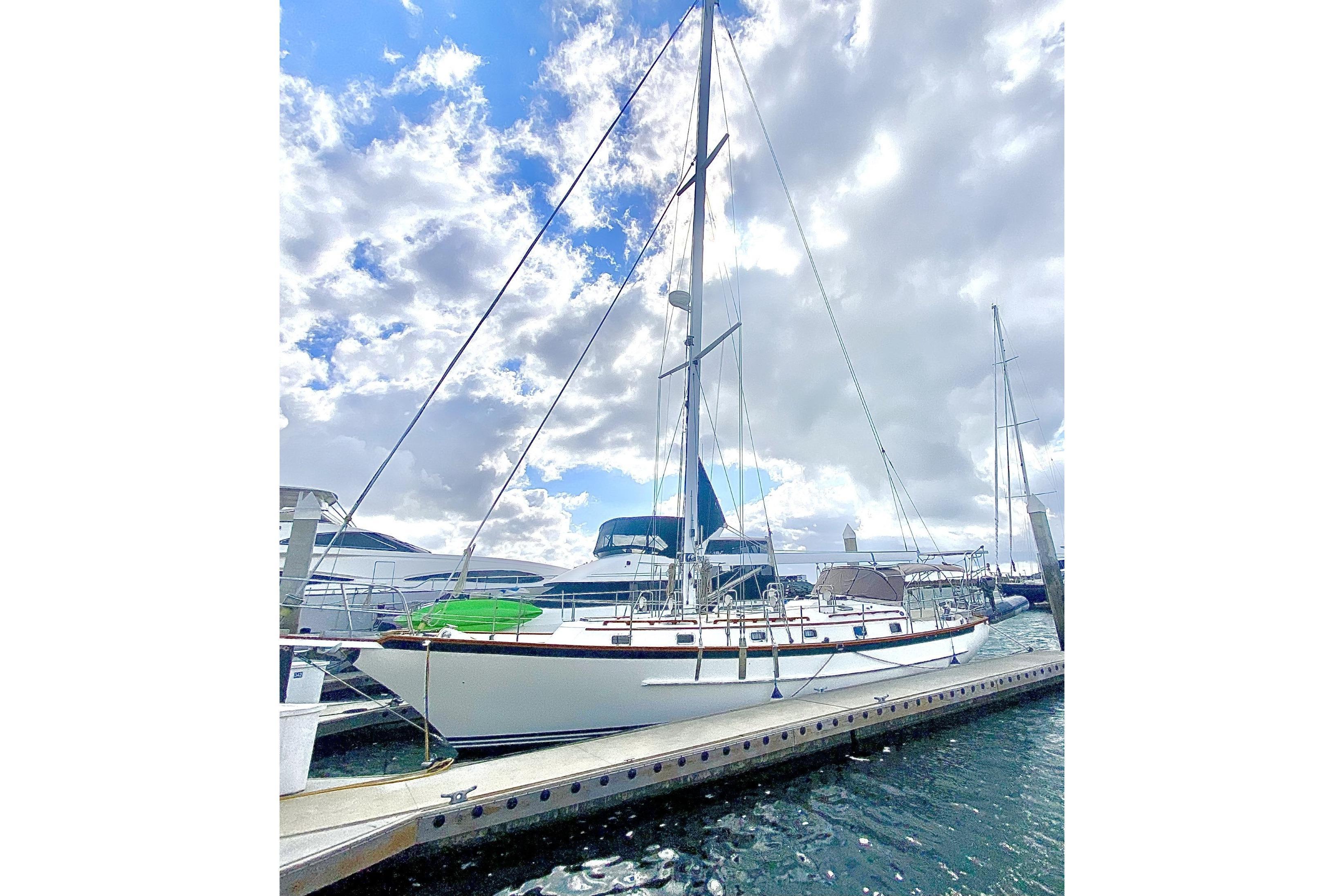 2000 Cabo Rico 45ft Yacht for Sale in San Diego, CA