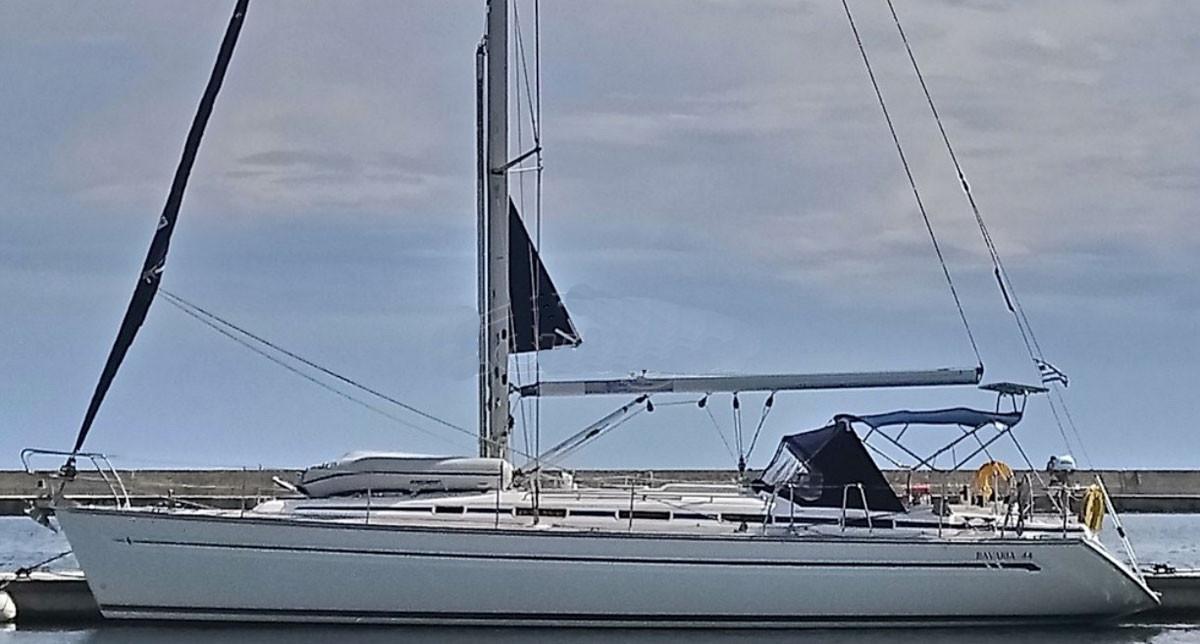Bavaria 44