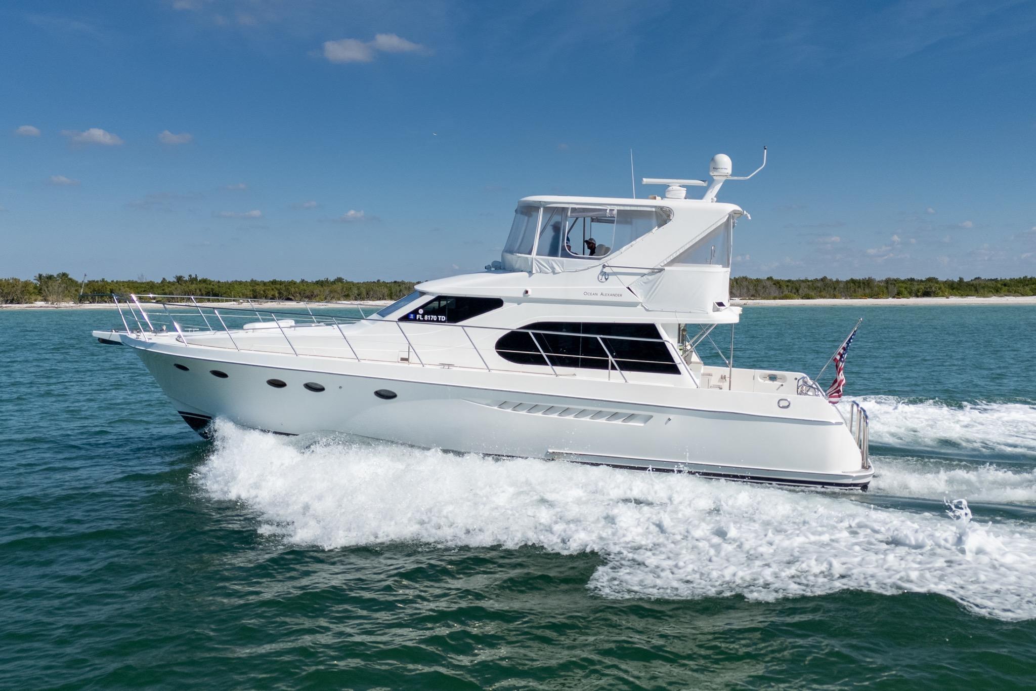 2007 Ocean Alexander 52ft Yacht for Sale in Naples, FL