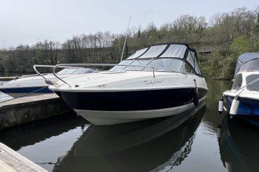 Bayliner 702