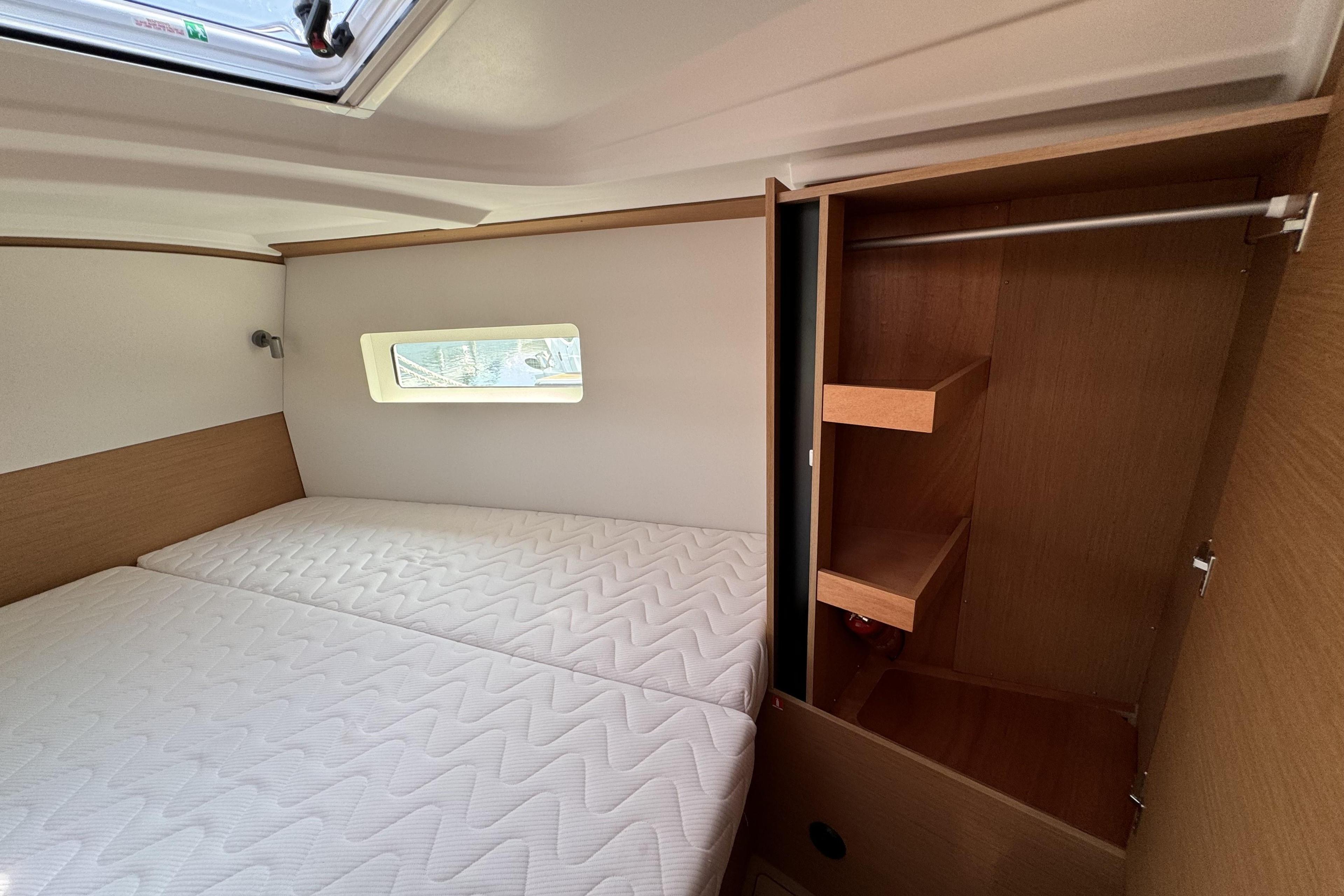 Jeanneau Sun Odyssey 380