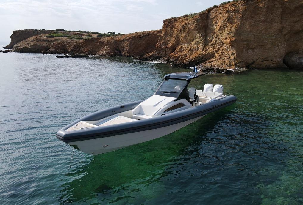 Technohull 40 Explorer