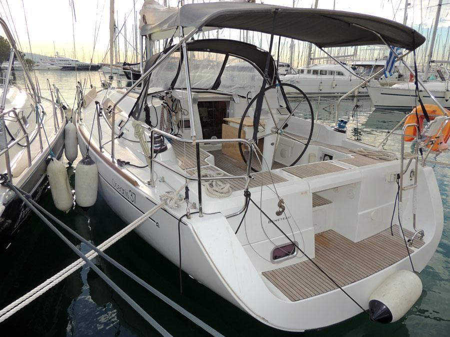 Beneteau Oceanis 37