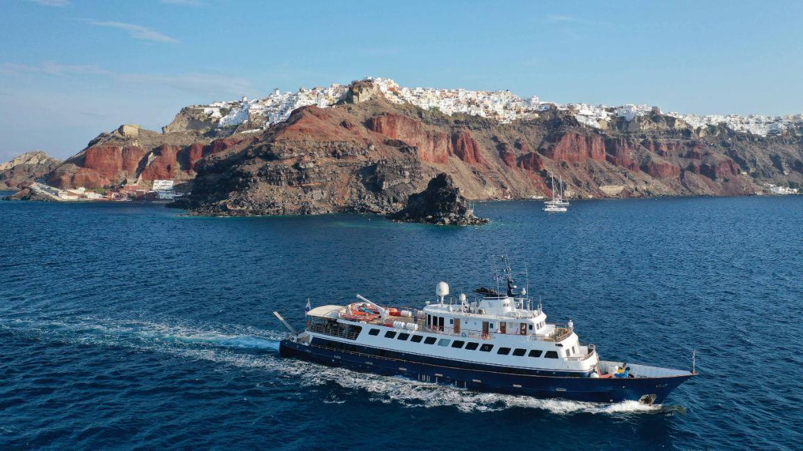 Boutique Cruise Ship 50m.