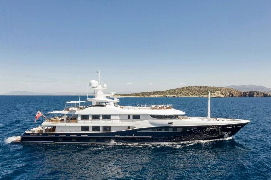 Amels 55m