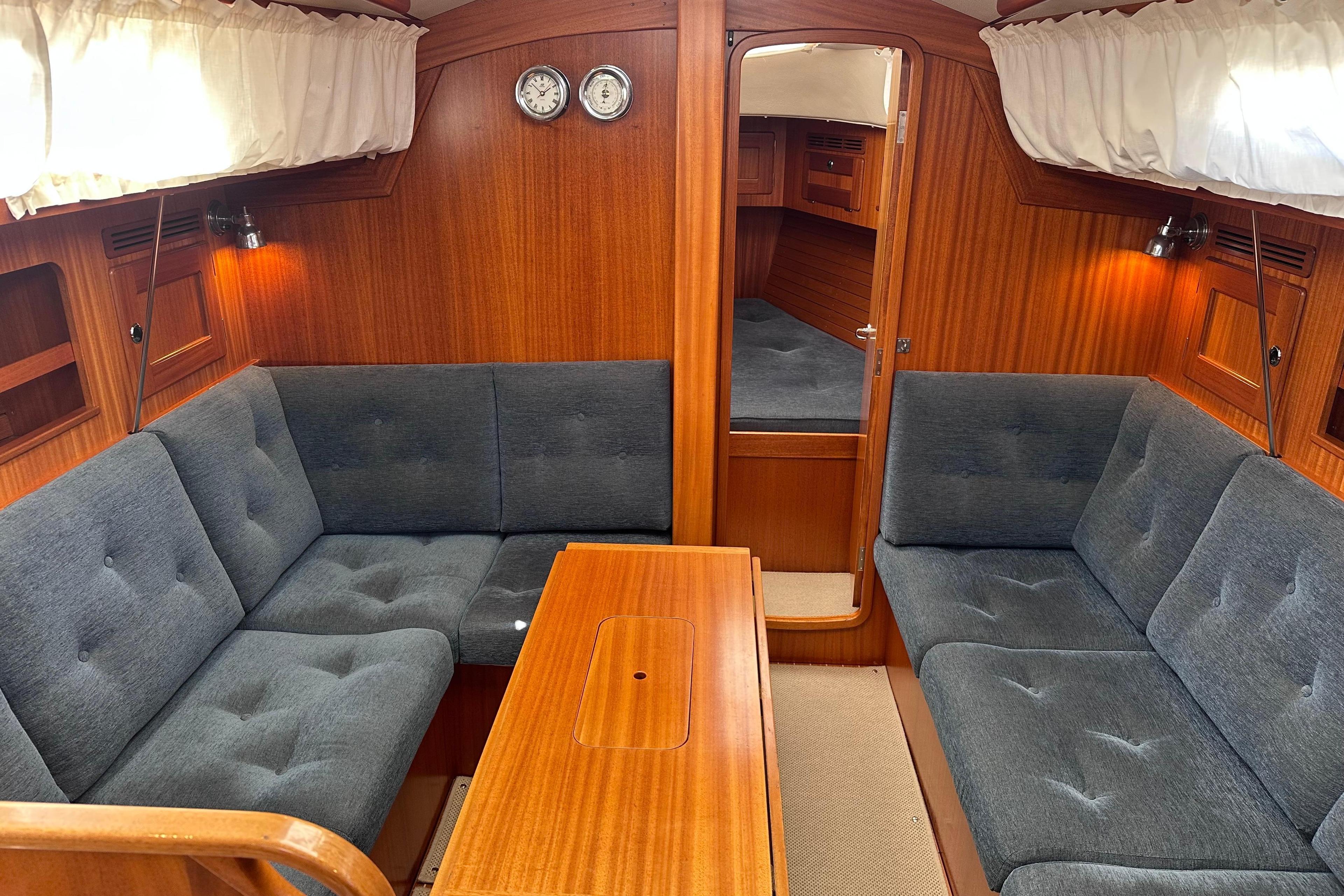Hallberg-Rassy 342
