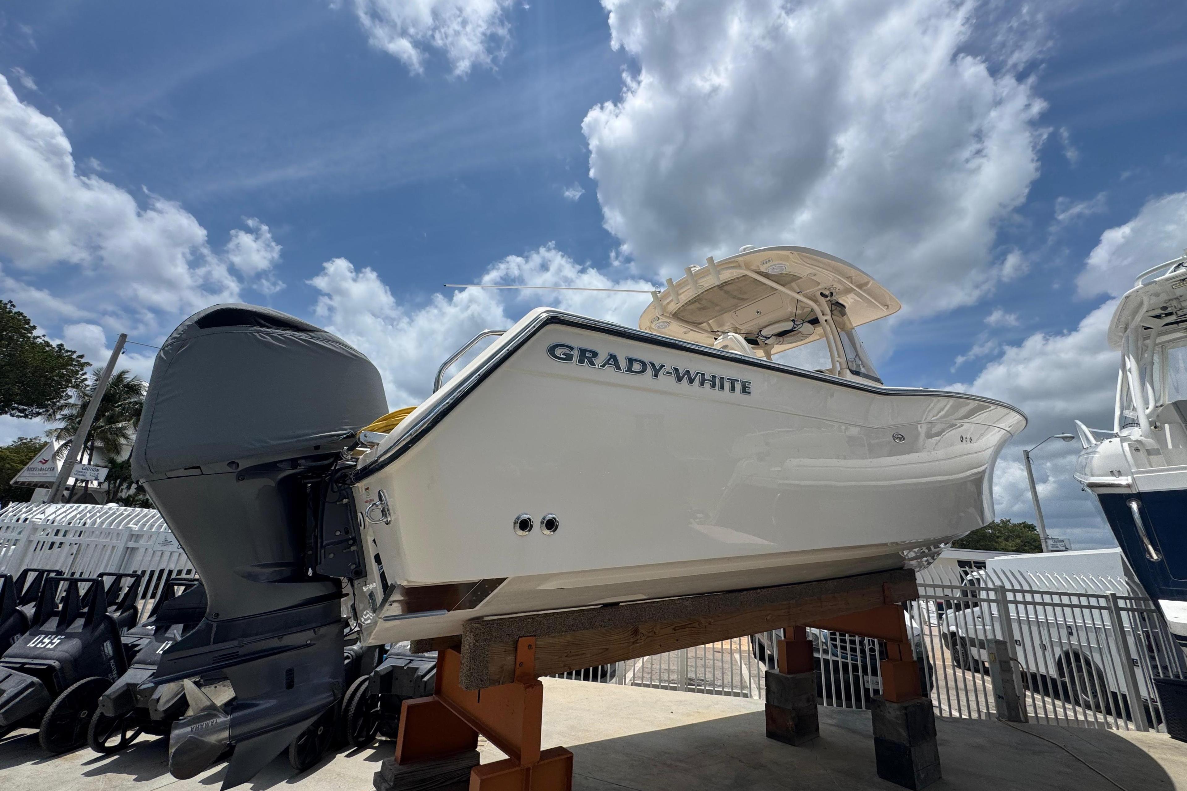 Grady-White Canyon 306