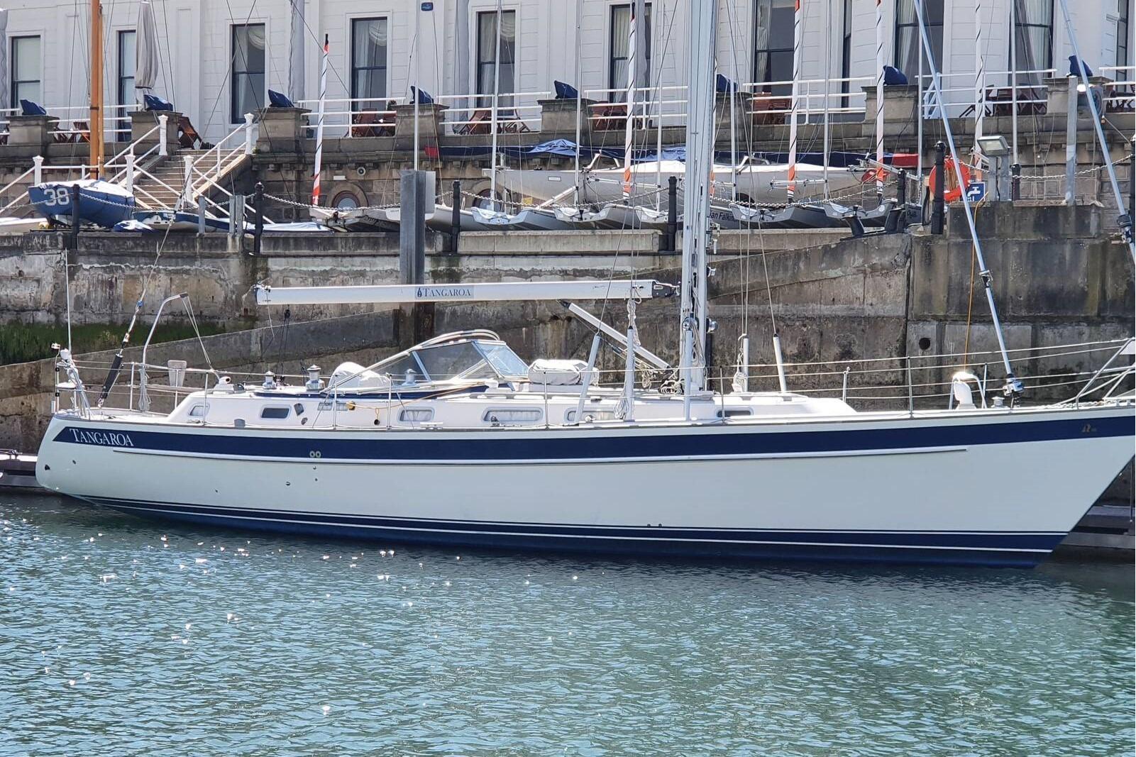 Hallberg-Rassy 46