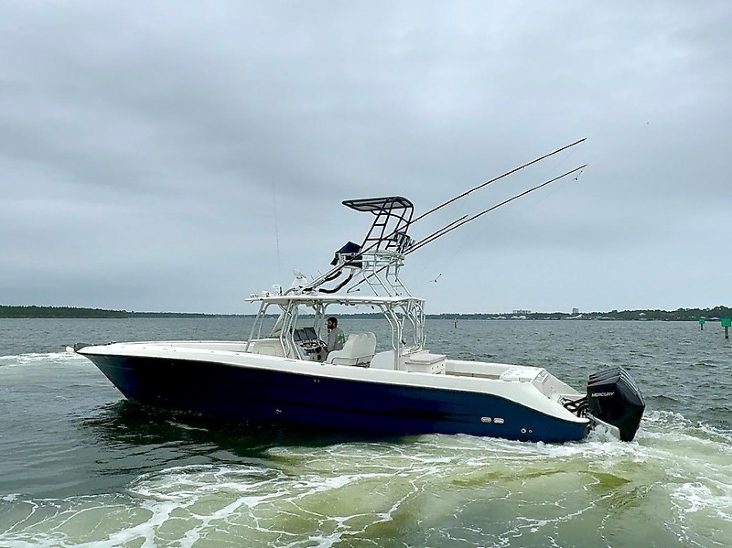 Hydra-Sports Vector 4100CC