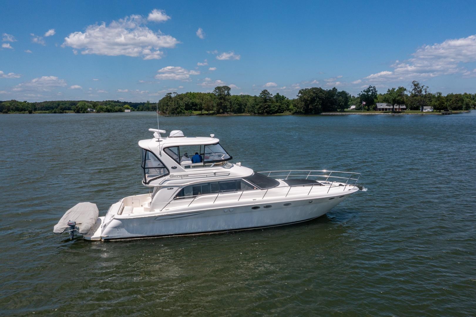 Sea Ray 480 Sedan Bridge