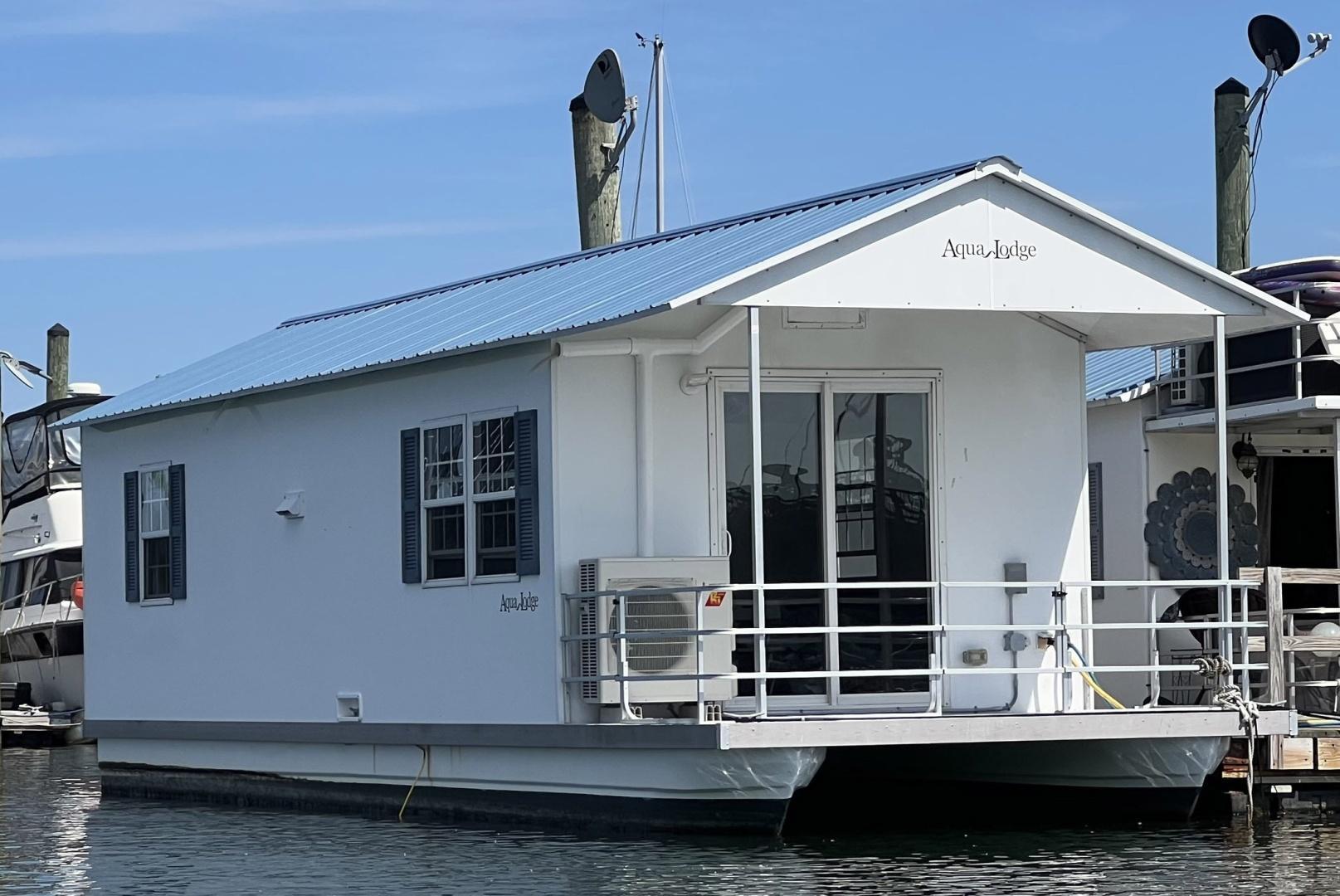 Catamaran Cruisers 42