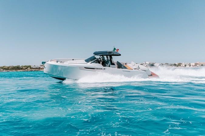 Cayman 400 WA