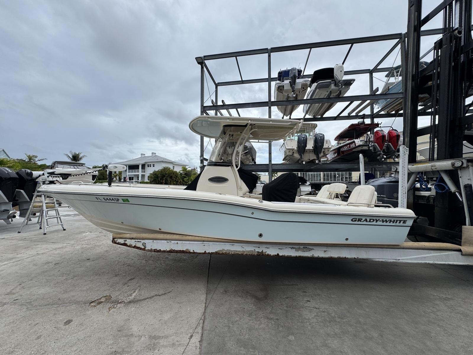 Grady-White 251 Coastal Explorer
