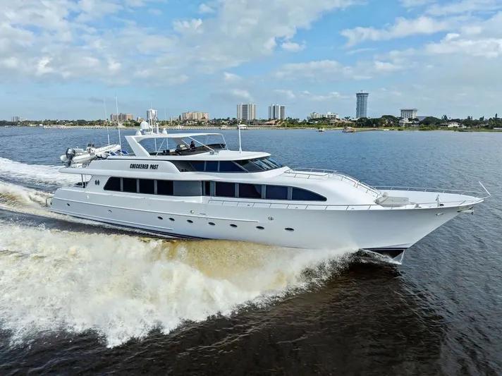 CHECKERED PAST Yacht for Sale