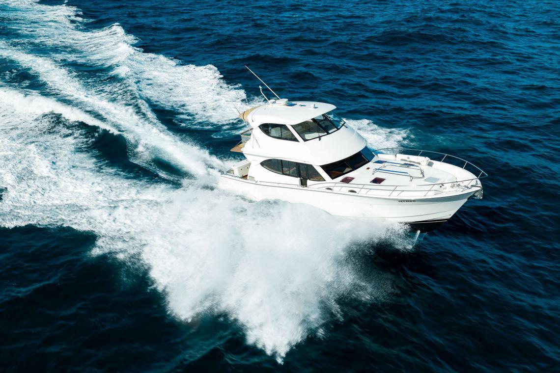 Maritimo M48