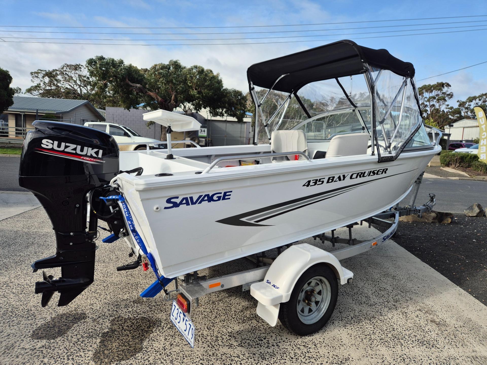 Savage 435 Bay Cruiser