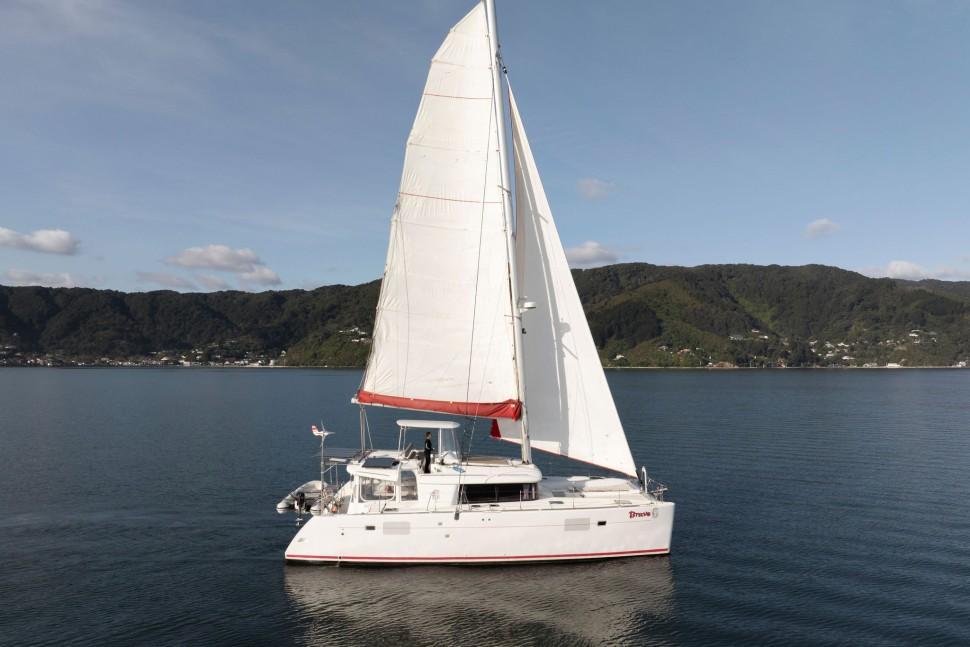 Lagoon 450