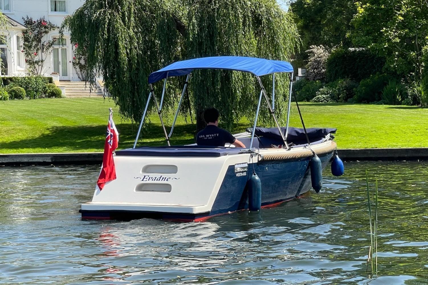 Markos Vesta 65