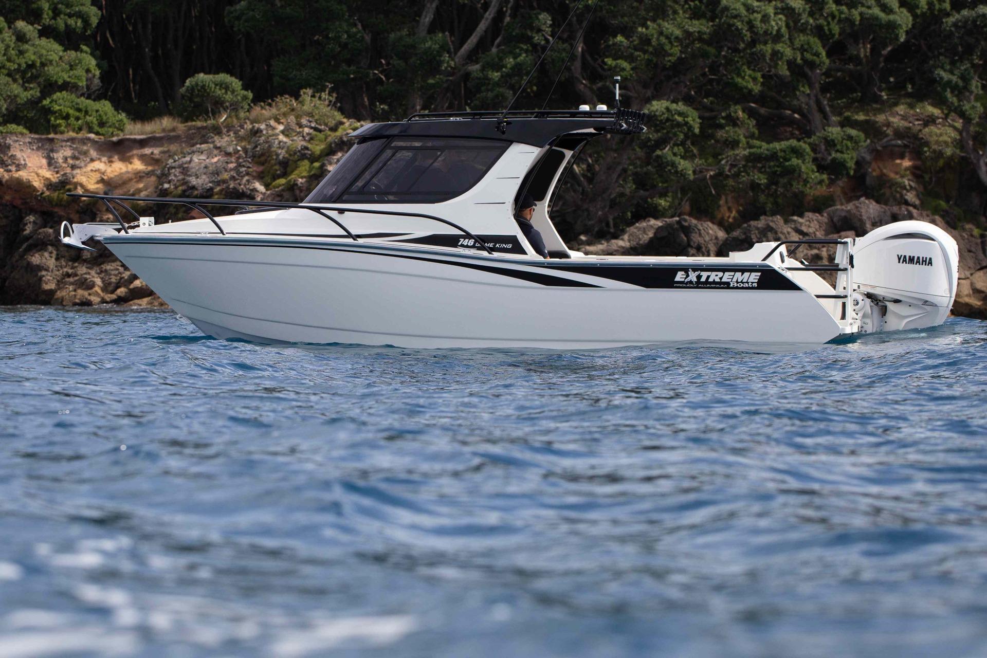 Extreme Boats 746 Game King