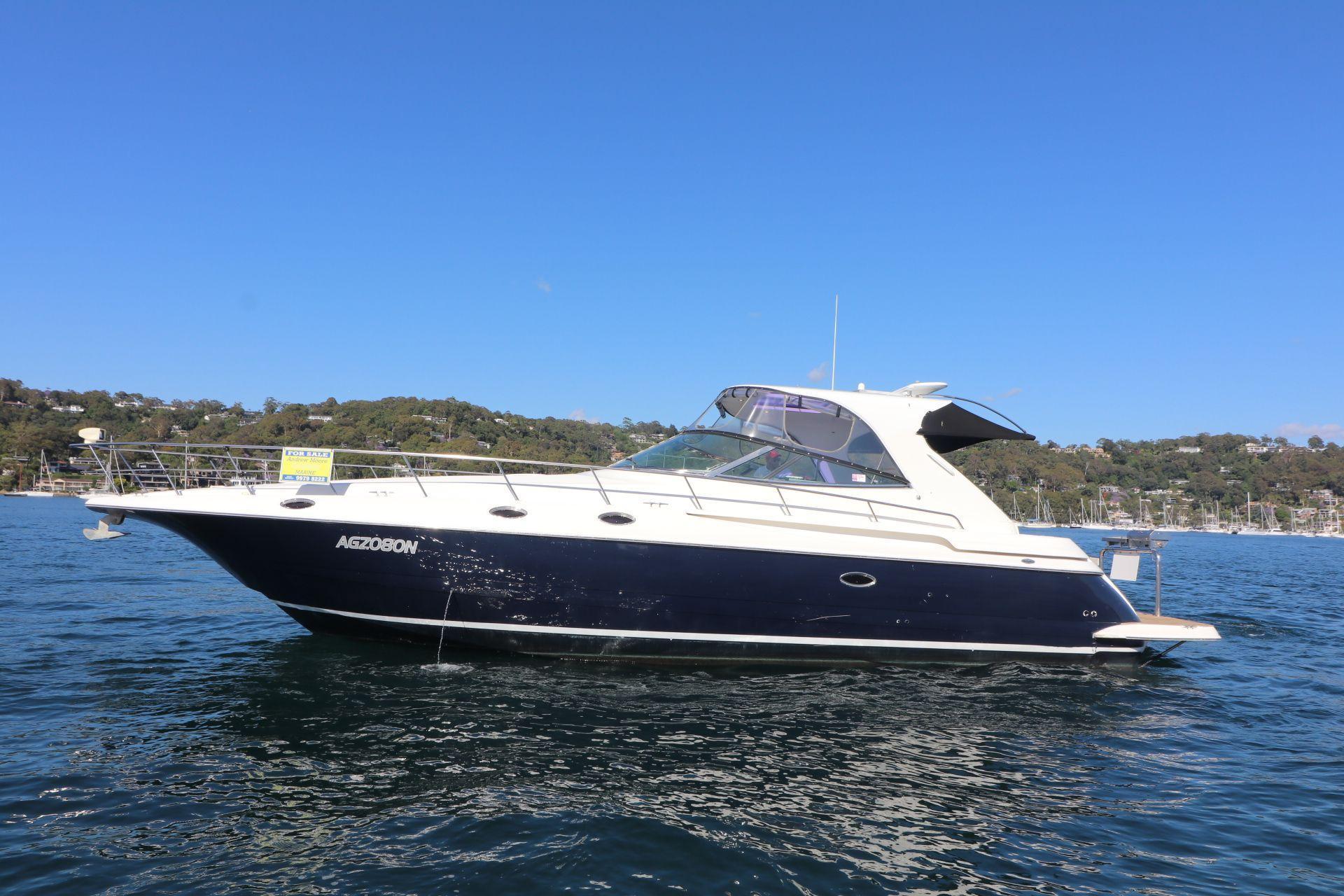 Cruisers Yachts 4270 Express